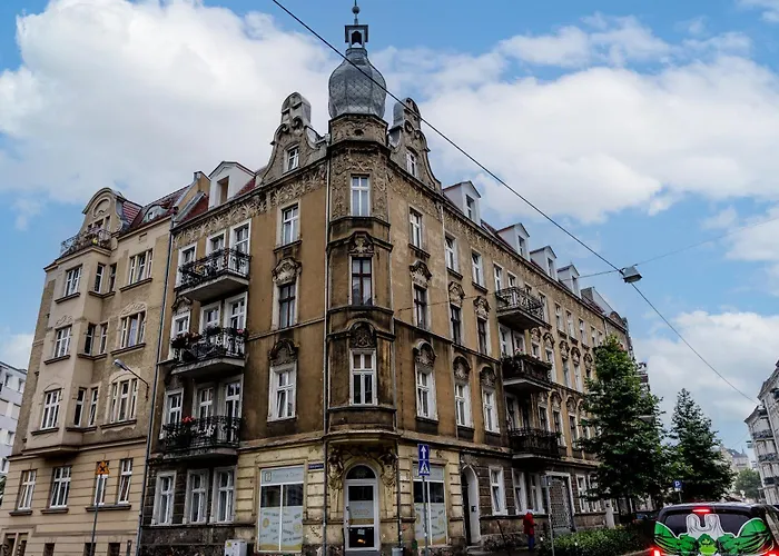 Maleckiego Moments By Bookinghost 포즈난