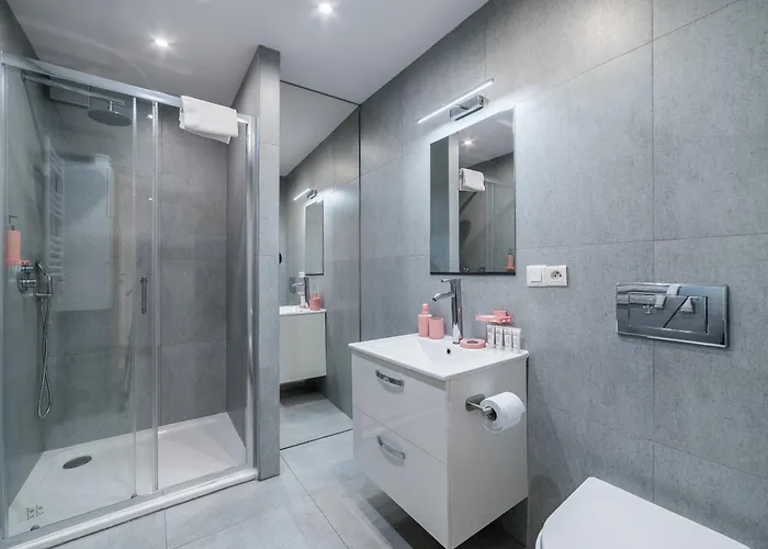 Maleckiego Moments By Bookinghost